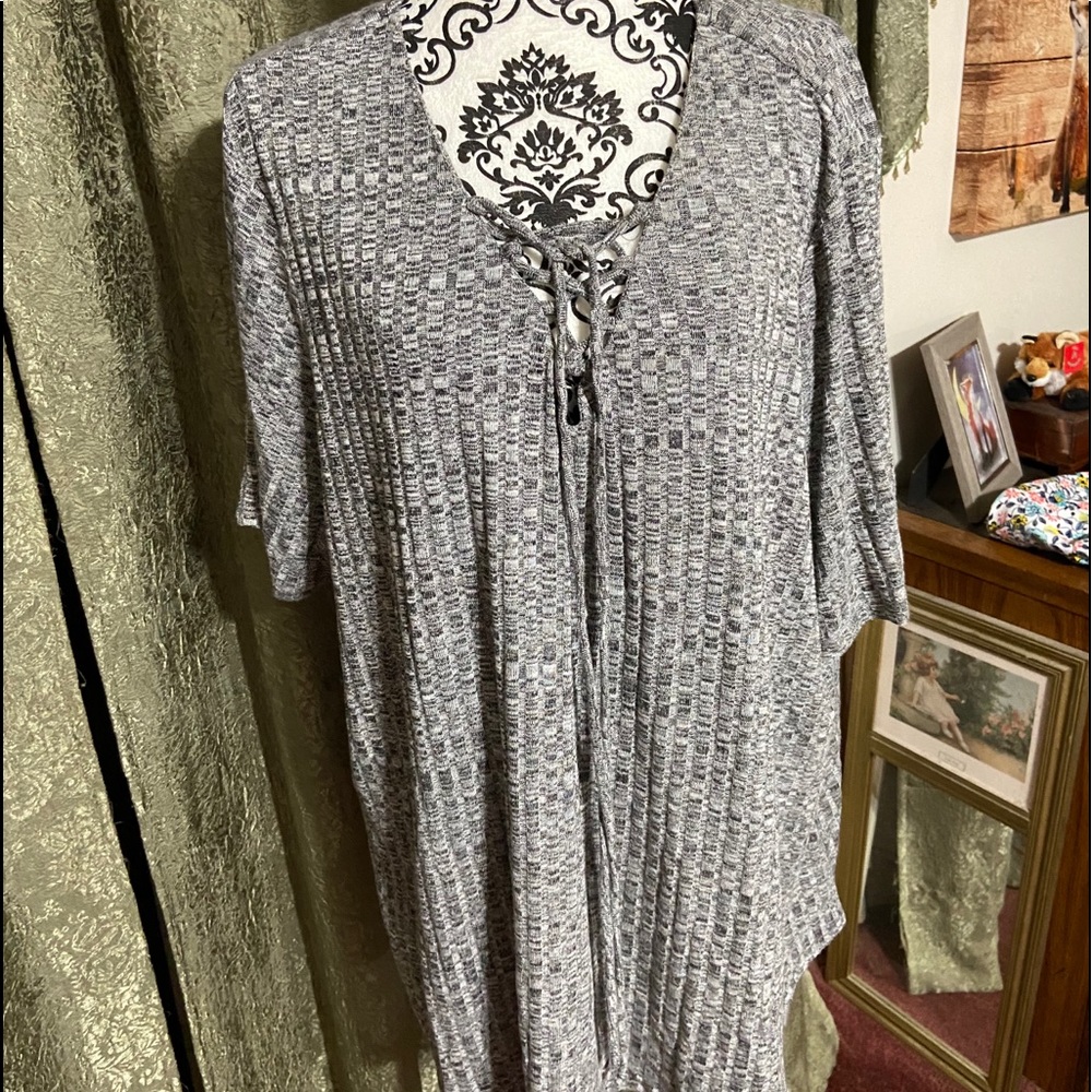 Gray lightweight tunic sweater